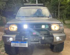 MITSUBISHI PAJERO 3.0 GLS-B 4X4 V6 24V GASOLINA 4P MANUAL MITSUBISHI PAJERO 3.0 GLS-B 4X4 V6 24V GASOLINA 4P MANUAL