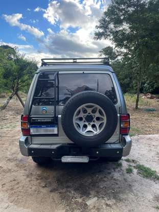 MITSUBISHI-PAJERO-1997