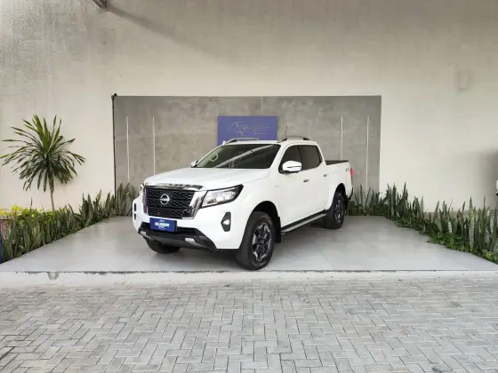 NISSAN FRONTIER 2.3 16V TURBO DIESEL PLATINUM CD 4X4 AUTOMÁTICO