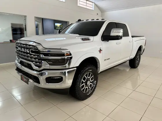 RAM 3500 6.7 I6 TURBO DIESEL LIMITED LONGHORN CD 4X4  AUTOMÁTICO