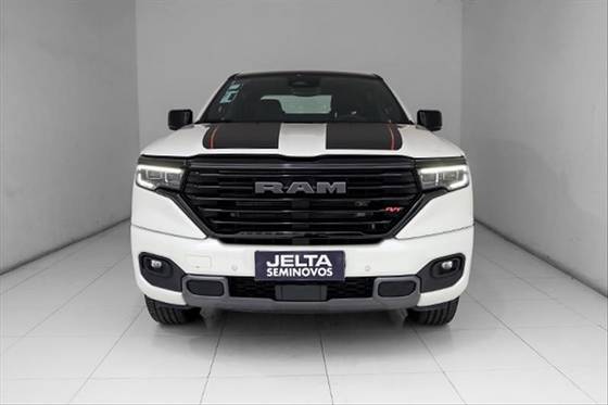 RAM RAMPAGE 2.0 HURRICANE 4 TURBO GASOLINA R/T 4X4 AUTOMÁTICO