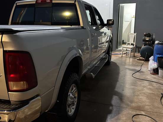 RAM-2500-6.7 LARAMIE 4X4 CD I6 TURBO DIESEL 4P AUTOMÁTICO RAM-2500-2012