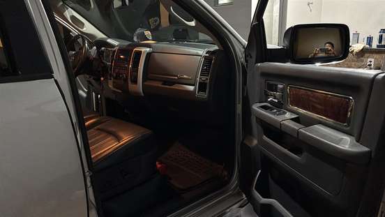 RAM-2500-6.7 LARAMIE 4X4 CD I6 TURBO DIESEL 4P AUTOMÁTICO RAM-2500-2012