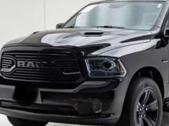 RAM-CLASSIC-5.7 V8 GASOLINA LARAMIE NIGHT EDITION CD 4X4 AUTOMÁTICO RAM-CLASSIC-2022