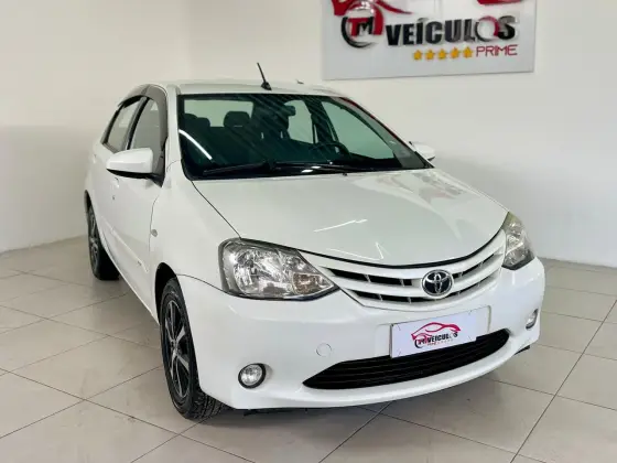 TOYOTA ETIOS 1.5 XS SEDAN 16V FLEX 4P AUTOMÁTICO