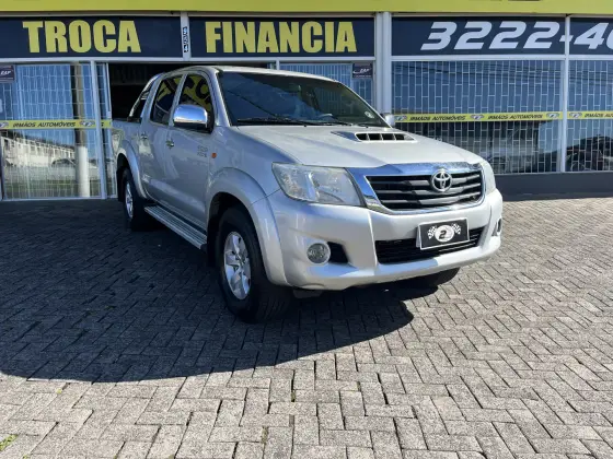 TOYOTA HILUX 3.0 STD 4X4 CD 16V TURBO INTERCOOLER DIESEL 4P MANUAL