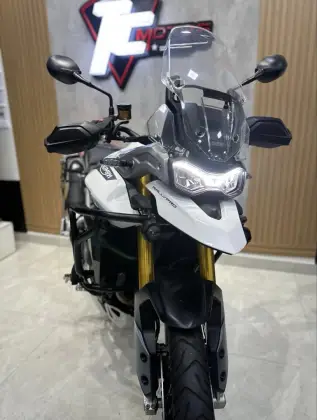 TRIUMPH TIGER 900 GT 