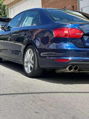 VOLKSWAGEN-JETTA-2013