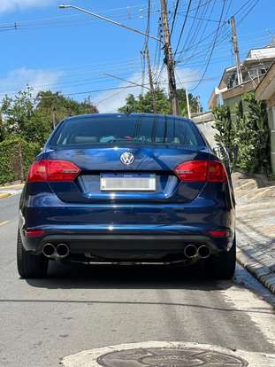 VOLKSWAGEN-JETTA-2.0 TSI HIGHLINE 211CV GASOLINA 4P TIPTRONIC VOLKSWAGEN-JETTA-2013