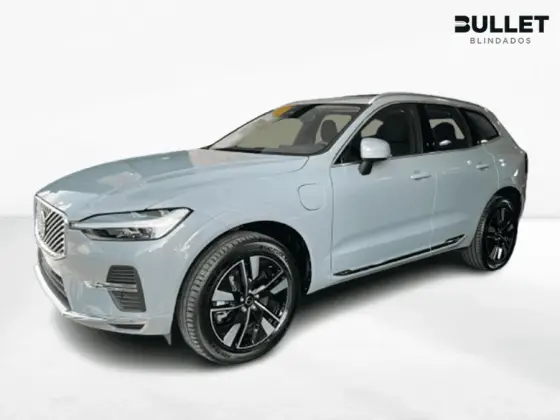 VOLVO XC60 2.0 T8 PHEV PLUS AWD GEARTRONIC