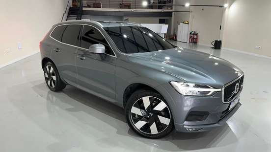 VOLVO-XC60-2.0 T5 GASOLINA MOMENTUM AWD GEARTRONIC VOLVO-XC60-2018