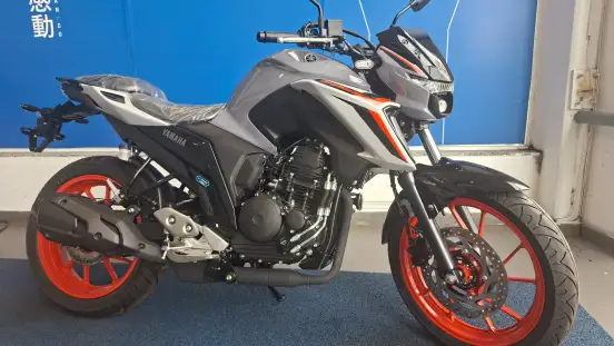 YAMAHA-FZ25 FAZER CONNECTED ABS-2025