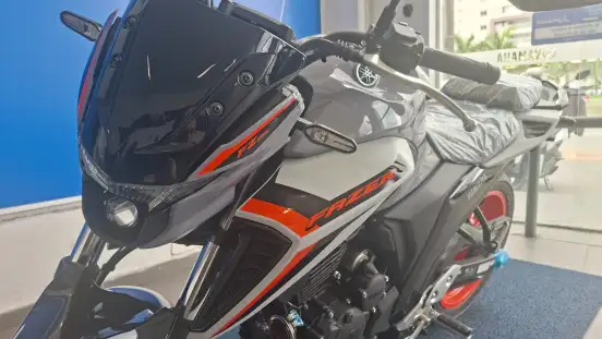 YAMAHA-FZ25 FAZER CONNECTED ABS YAMAHA-FZ25 FAZER CONNECTED ABS-2025