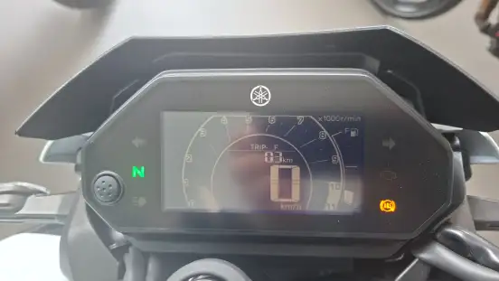 YAMAHA-FZ25 FAZER CONNECTED ABS-2025