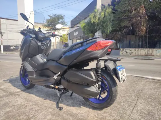 YAMAHA XMAX ABS YAMAHA XMAX ABS