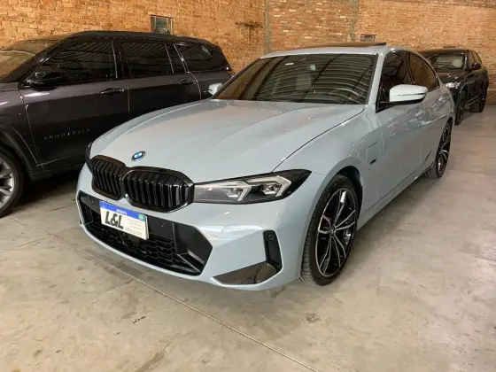 BMW 330e 2.0 16V TURBO HÍBRIDO M SPORT AUTOMÁTICO BMW 330e 2.0 16V TURBO HÍBRIDO M SPORT AUTOMÁTICO