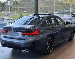 BMW 320i 2.0 16V TURBO FLEX M SPORT AUTOMÁTICO BMW 320i 2.0 16V TURBO FLEX M SPORT AUTOMÁTICO