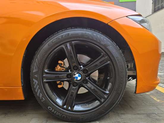 BMW-320i-2.0 16V TURBO GASOLINA 4P AUTOMÁTICO BMW-320i-2012