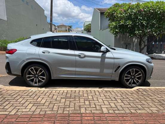 BMW-X4-2.0 16V GASOLINA XDRIVE30I M SPORT STEPTRONIC BMW-X4-2023