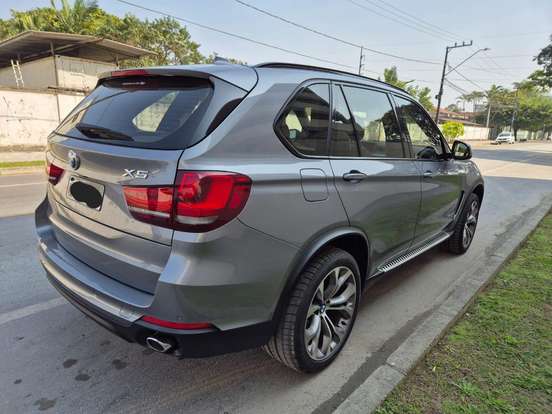 BMW-X5-3.0 I6 TURBO GASOLINA XDRIVE35I AUTOMÁTICO BMW-X5-2014
