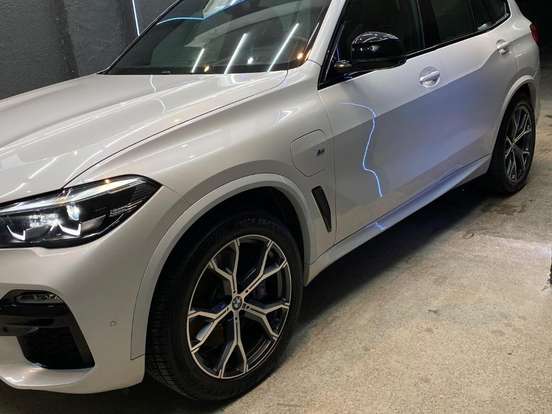 BMW-X5-3.0 I6 TURBO HÍBRIDO XDRIVE45E M SPORT AUTOMÁTICO BMW-X5-2021