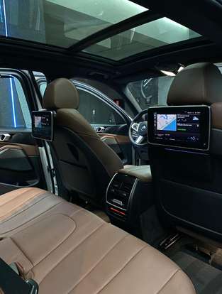 BMW-X5-2021