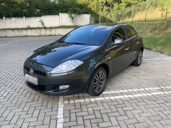 FIAT BRAVO 1.8 ESSENCE 16V FLEX 4P AUTOMATIZADO