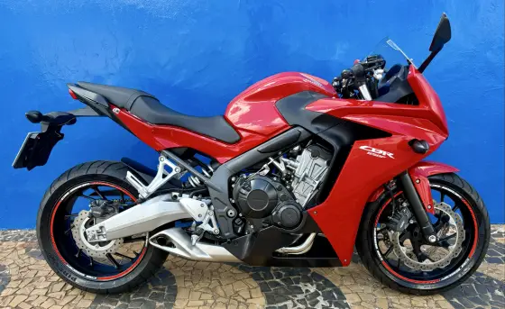 HONDA CBR 650F 