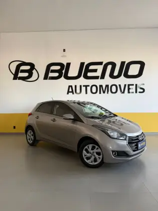 HYUNDAI HB20 1.6 COMFORT PLUS 16V FLEX 4P AUTOMÁTICO HYUNDAI HB20 1.6 COMFORT PLUS 16V FLEX 4P AUTOMÁTICO
