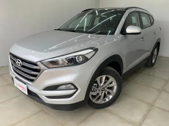 HYUNDAI TUCSON 1.6 16V T-GDI GASOLINA GLS ECOSHIFT HYUNDAI TUCSON 1.6 16V T-GDI GASOLINA GLS ECOSHIFT