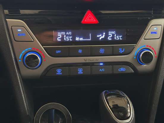 HYUNDAI-ELANTRA-2016