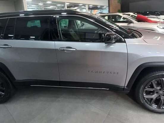 JEEP-COMMANDER-1.3 T270 TURBO FLEX LONGITUDE AT6 JEEP-COMMANDER-2026