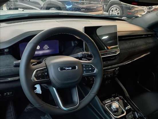 JEEP-COMMANDER-2.0 HURRICANE 4 TURBO GASOLINA BLACKHAWK AT9 JEEP-COMMANDER-2026