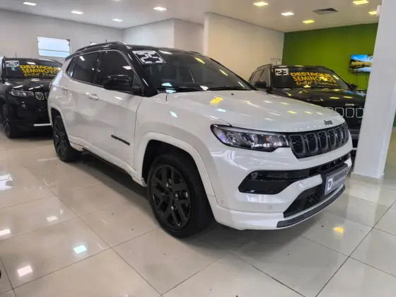 JEEP COMPASS 1.3 T270 TURBO FLEX S AT6 JEEP COMPASS 1.3 T270 TURBO FLEX S AT6