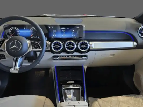 MERCEDES-BENZ-GLB 220-2025
