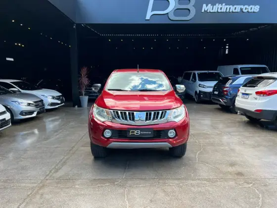 MITSUBISHI L200 TRITON 2.4 16V TURBO DIESEL SPORT HPE CD 4P 4X4 AUTOMÁTICO