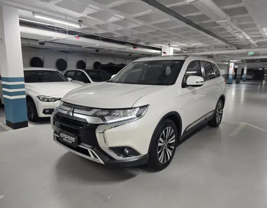 MITSUBISHI OUTLANDER 2.0 MIVEC GASOLINA HPE AUTOMÁTICO