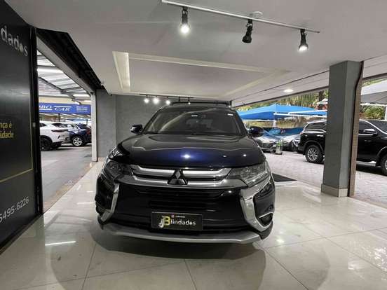 MITSUBISHI-OUTLANDER-2.2 4X4 16V DIESEL 4P AUTOMÁTICO MITSUBISHI-OUTLANDER-2016