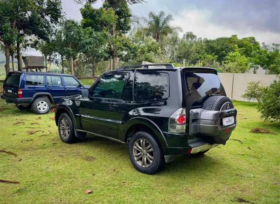 MITSUBISHI-PAJERO FULL-2015
