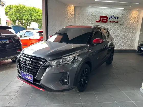 NISSAN KICKS 1.6 16V FLEXSTART XPLAY XTRONIC NISSAN KICKS 1.6 16V FLEXSTART XPLAY XTRONIC