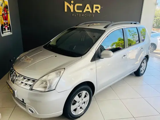 NISSAN LIVINA 1.8 SL 16V FLEX 4P AUTOMÁTICO