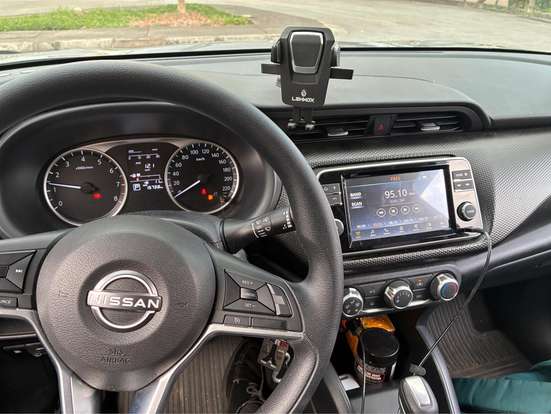 NISSAN-KICKS PLAY-2025
