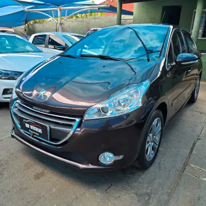 PEUGEOT 208 1.6 GRIFFE 16V FLEX 4P AUTOMÁTICO