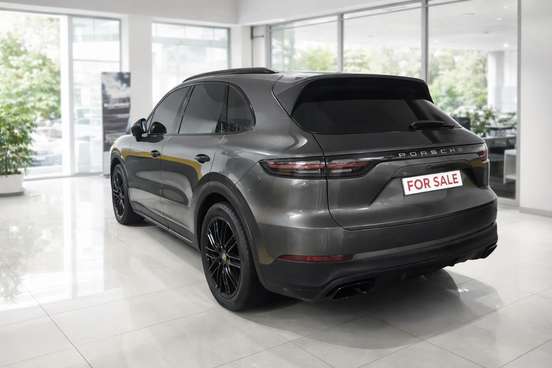 PORSCHE-CAYENNE-2018