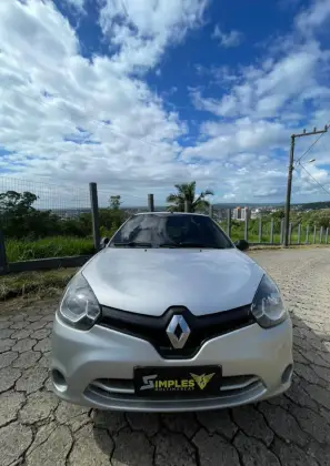 RENAULT CLIO 1.0 EXPRESSION 16V FLEX 4P MANUAL
