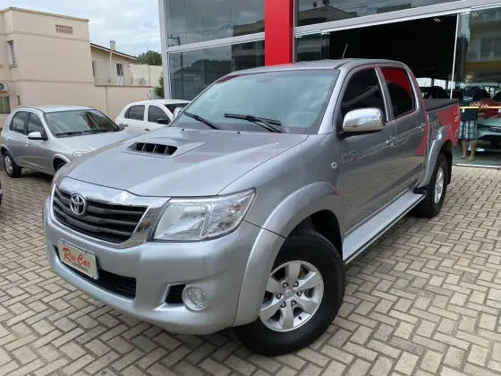 TOYOTA HILUX 3.0 STD 4X4 CD 16V TURBO INTERCOOLER DIESEL 4P MANUAL