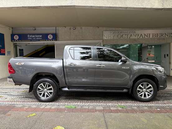 TOYOTA-HILUX-2.8 SRV 4X4 CD 16V DIESEL 4P AUTOMÁTICO TOYOTA-HILUX-2019