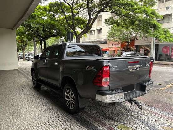 TOYOTA-HILUX-2.8 SRV 4X4 CD 16V DIESEL 4P AUTOMÁTICO TOYOTA-HILUX-2019