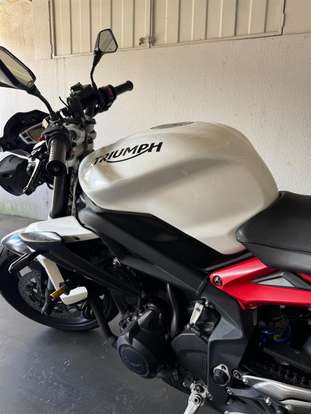 TRIUMPH-STREET TRIPLE 675 ABS TRIUMPH-STREET TRIPLE 675 ABS-2014