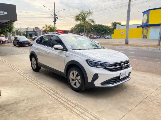 VOLKSWAGEN NIVUS 1.0 200 TSI TOTAL FLEX COMFORTLINE AUTOMÁTICO